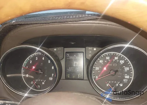 2011 Jeep Grand Cherokee Overland z USA, uszkodzony, nr VIN 1J4RR6GT1BC536175